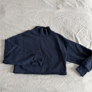 Alo Yoga Cropped Serenity Coverup